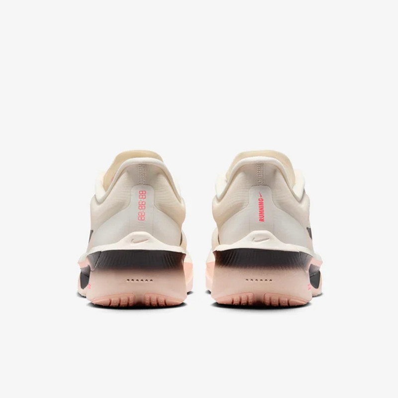 کفش رانینگ مردانه نایکی مدل Zoom Fly 6 . FN8454-102