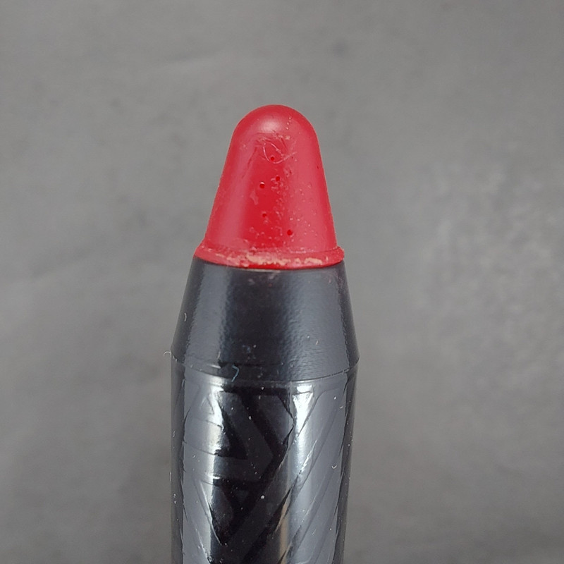 رژ لب مدادی مات یاشنا مدل مخملی شماره 110