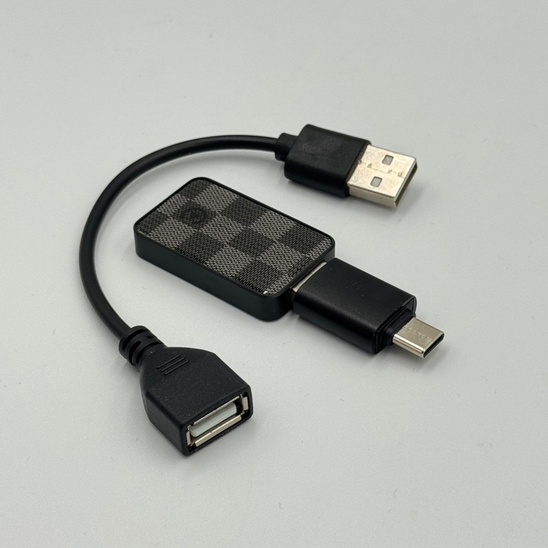 کارپلی و اندروید اتو مدل Wireless CarPlayAndroid Auto به همراه مبدل USB به USB-C و کابل افزایش طول USB