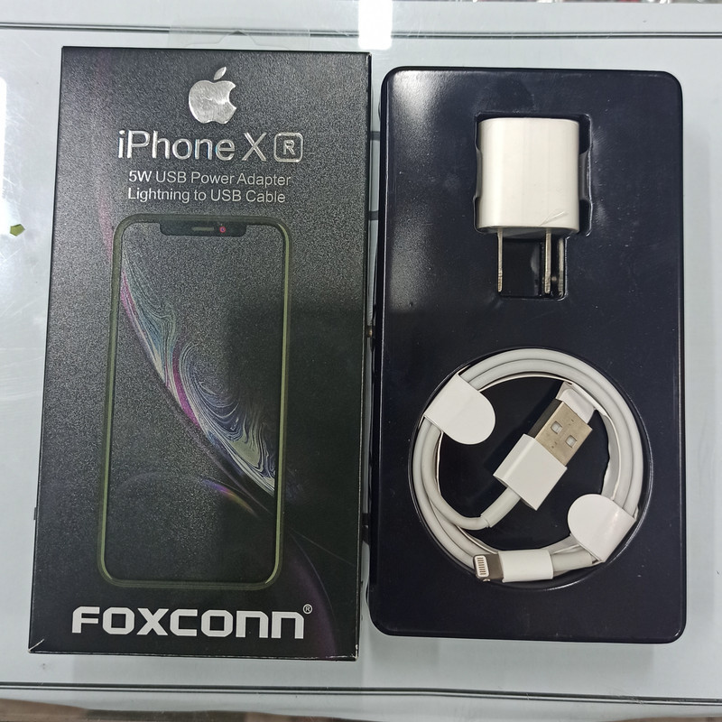 شارژر دیواری مدل iphone x به همراه کابل تبدیل لایتنینگ