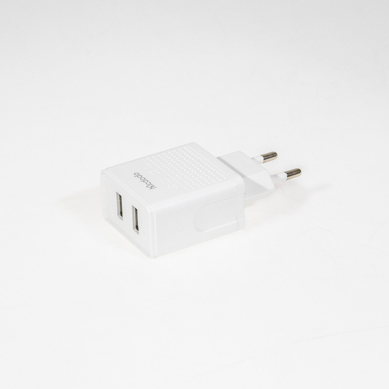 شارژر دیواری 12وات مک دودو مدل CH-3970 به همراه کابل لایتنینگ