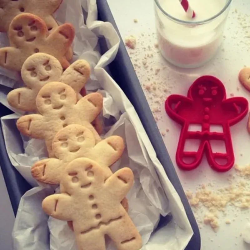 کاتر شیرینی طرح آدمک مدل Gingerbread