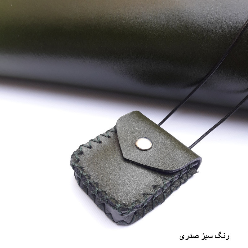 گردنبند مدل کیف چرم باکوت