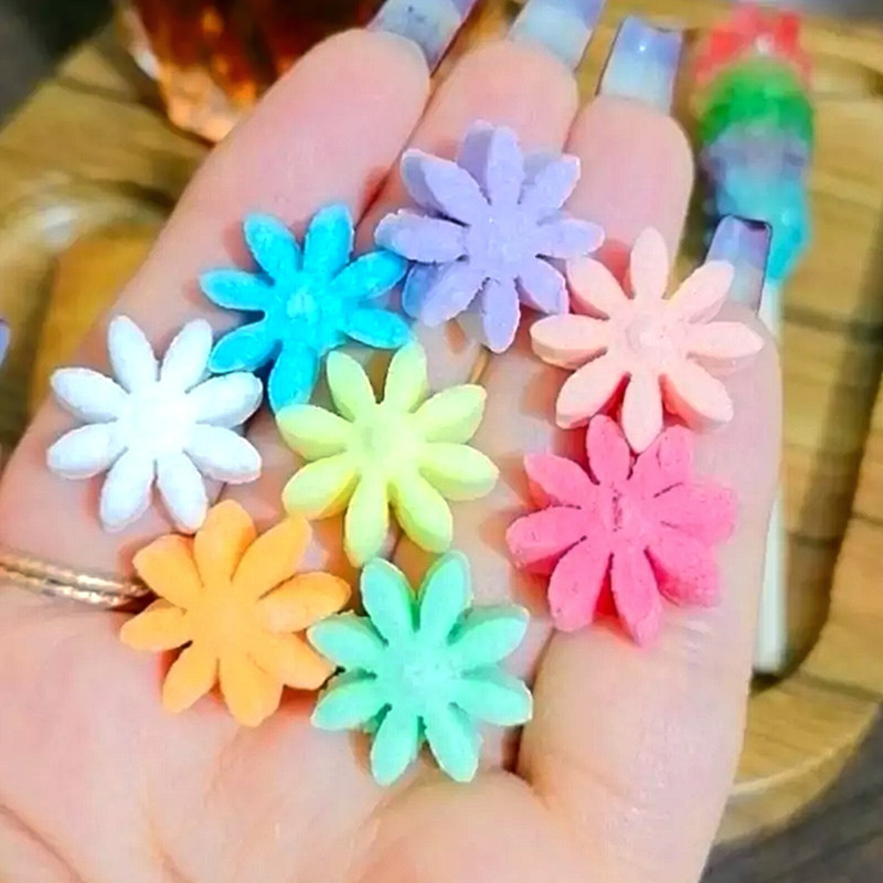 گیفت طرح قند مدل گل مینا بسته ۱۰۰ عددی