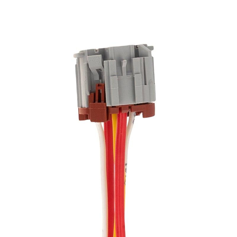 سوکت رله فن خودرو وارون مدل P-215 مناسب برای پژو 405