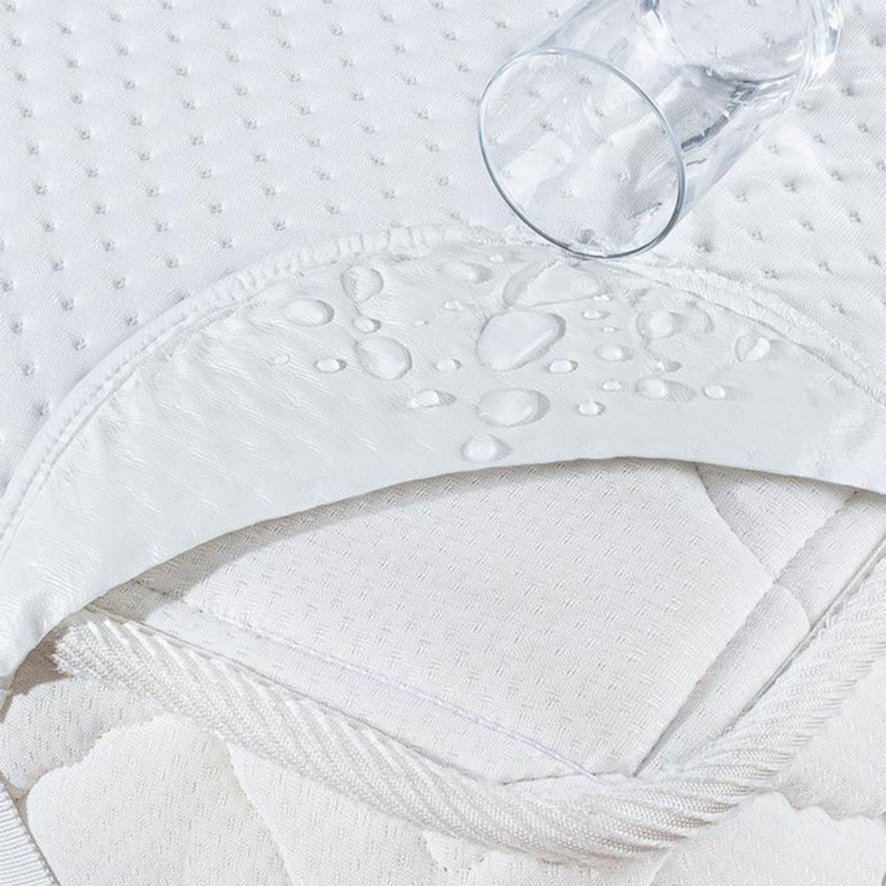 محافظ تشک نیکیا مدل ضد آب  دو نفره سایز 140×200 سانتی متر