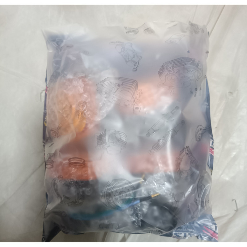 چراغ راهنما بغل موتور سیکلت زیزو مدل آمیکو مناسب برای هوندا CDI بسته 4 عددی