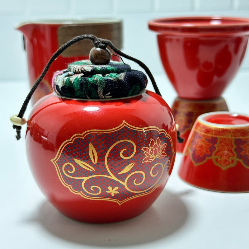 سرویس چای خوری 8 پارچه 3 نفره اشن مدل Herbal Tea طرح سنتی