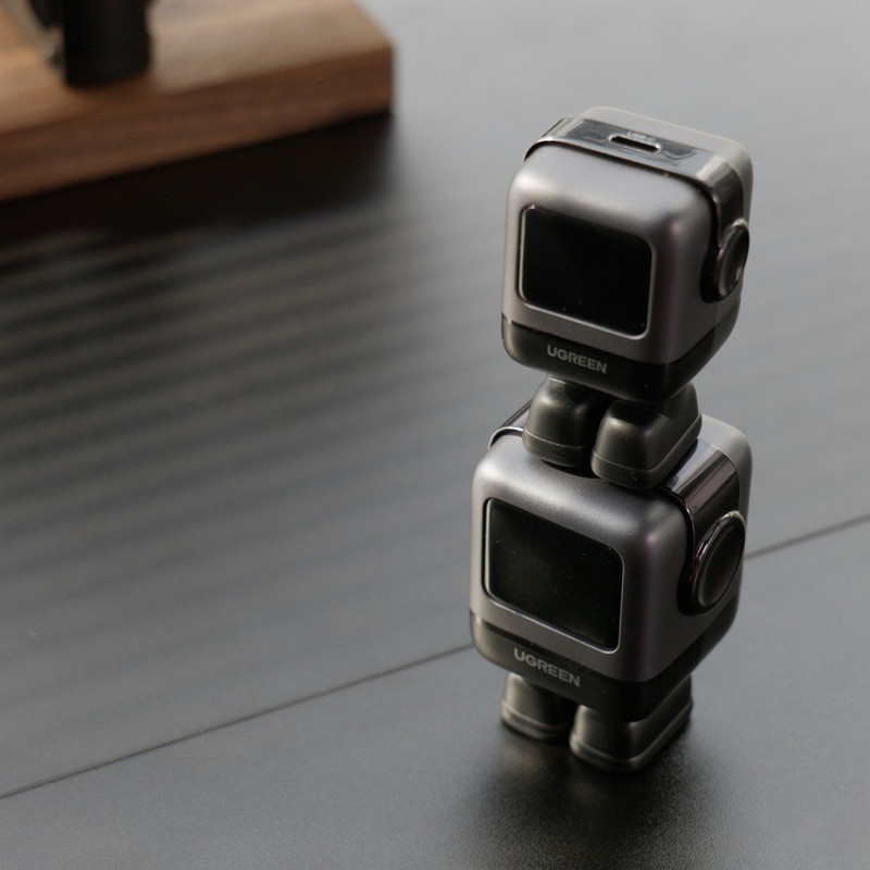 شارژر دیواری 30 وات یوگرین مدل Robot Nexode RG PD GaN Fast Charger به همراه کابل USB-C