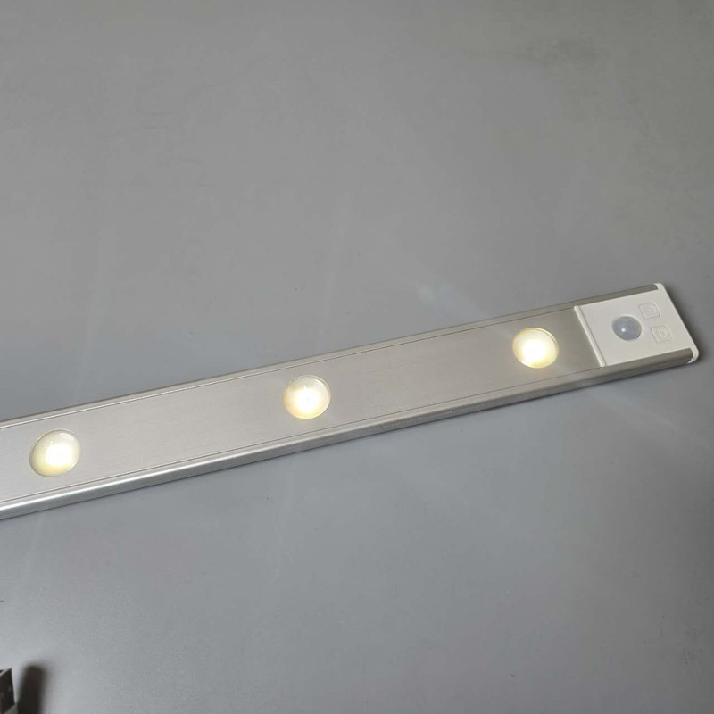 چراغ ال ای دی مدل زیر کابینتی کد LED8-80CM