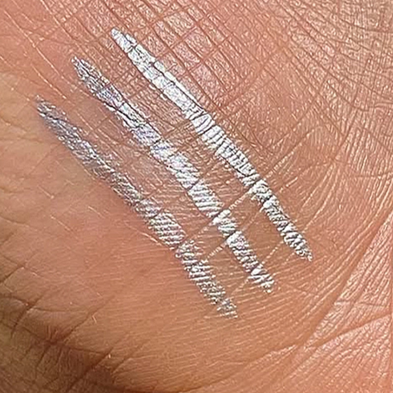خط چشم ماژیکی پن کوتا مدل متالیک شماره 01 رنگ نقره ای