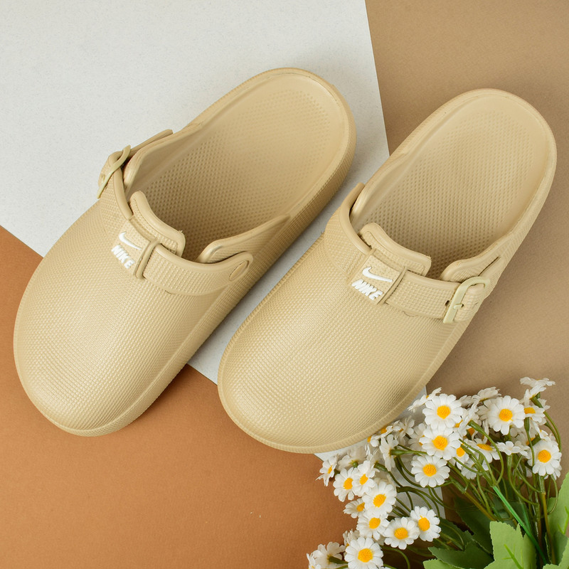 دمپایی حمام مدل جلو بسته UGG NCF.1993