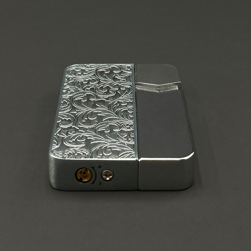 فندک مدل دکمه ای طرح اسلیمی کد DKD-1752