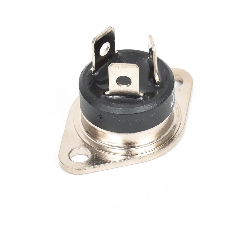 ترایاک مدل BTA40-700B