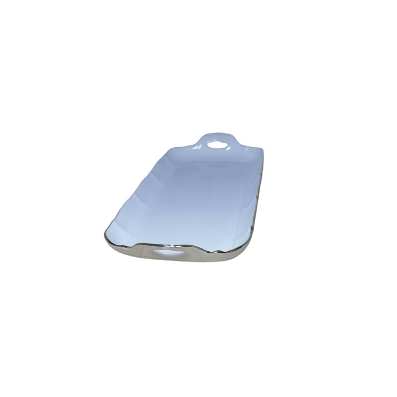 رولت‌خوری چینی مقصود کد 28 مدل مستطیلی مناسب شیرینی رولتی ابعاد 29×13×2 سانتی‌متر قابل شستشو با دست و ماشین ظرفشویی همراه جعبه
