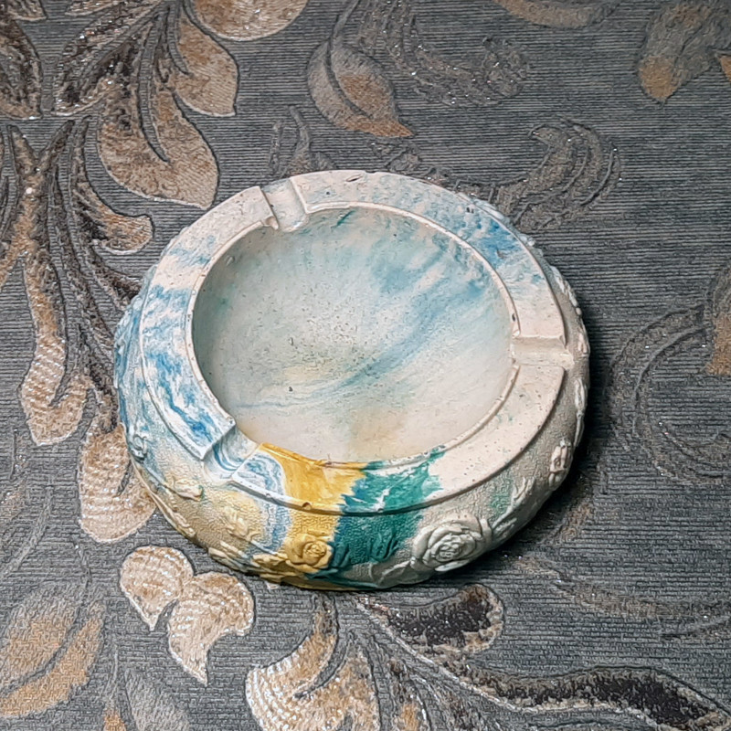 زیرسیگاری مدل کلاسیک طرح گلدار