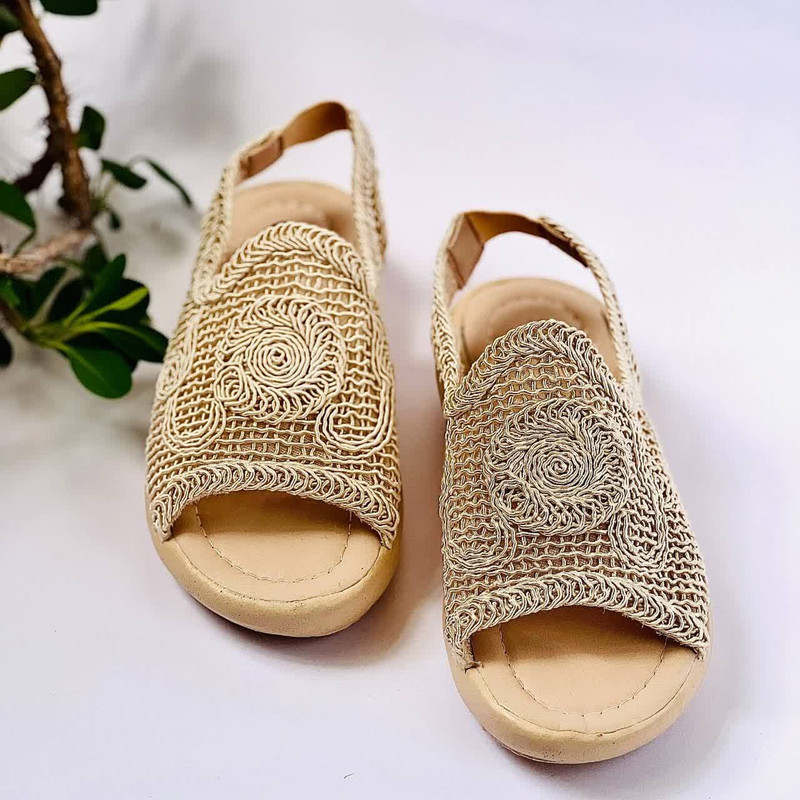 صندل زنانه مدل گیپوری