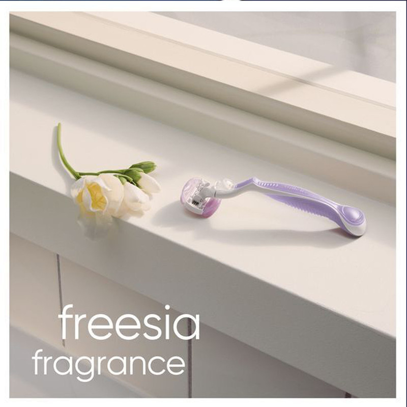 خود تراش ژیلت مدل Venus Comfortglide Breeze
