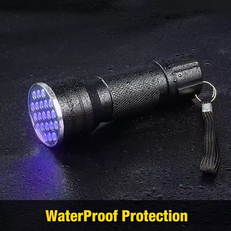 چراغ قوه اکی یس مدل UV LIGHT 21