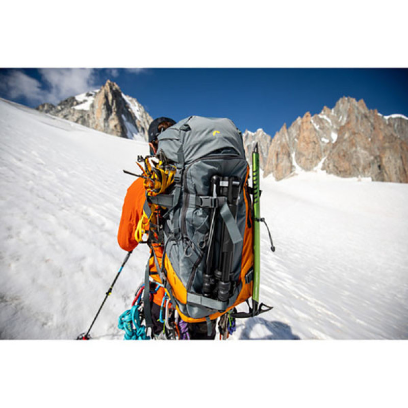 کوله پشتی دوربین لوپرو مدل Lowepro Powder Backpack 500 AW