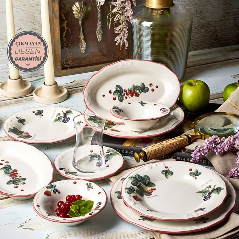 سرویس صبحانه خوری 26 پارچه کاراجا مدل Very Berry