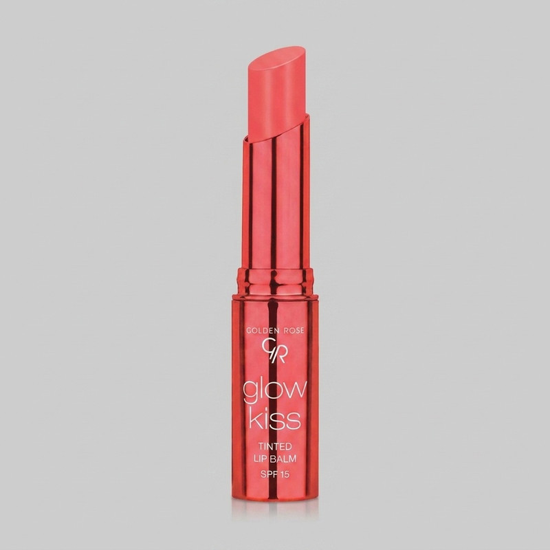 بالم لب رنگی گلدن رز مدل TINTED شماره 02 بافت کرمی، حاوی ویتامین E و هیالورونیک اسید، محافظت SPF 15، ماندگاری و رطوبت‌رسانی بالا، نمای نهایی براق و بدون چسبندگی