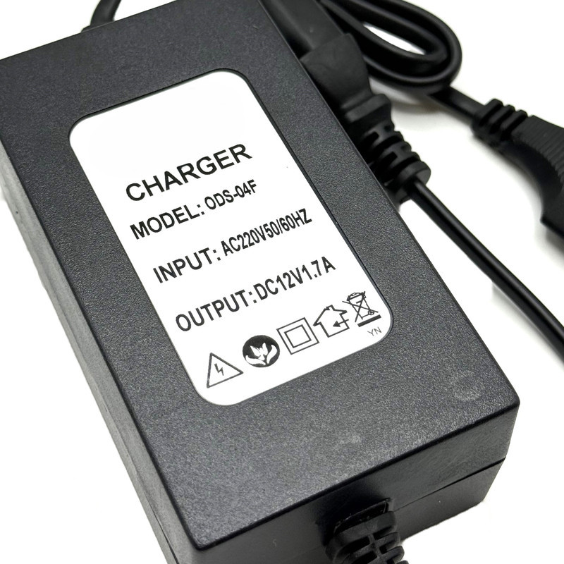 شارژر سمپاش مدل Fast Charg 1.7 آمپر ، 12 ولت