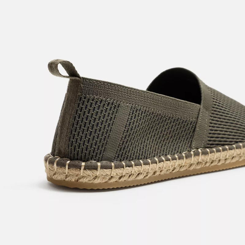 کفش کالج مردانه زارا مدل KNITTED FABRIO 2025