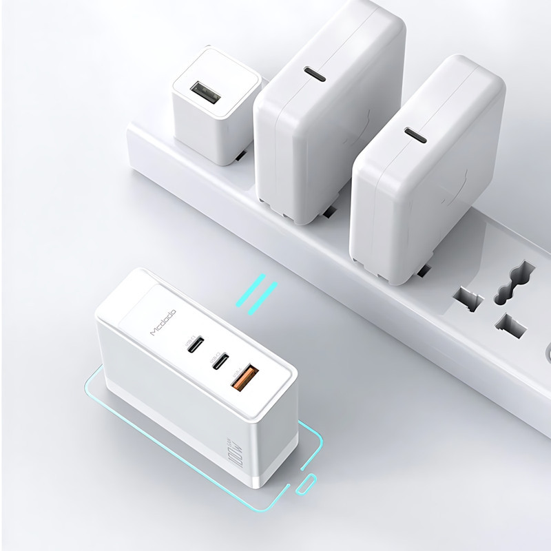 شارژر دیواری 100 وات مک دودو مدل CH-8105 Pro به همراه کابل تبدیل USB-C