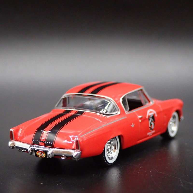 ماکت ماشین بازی گرین‌لایت مدل 1954 Studebaker Commander Starliner