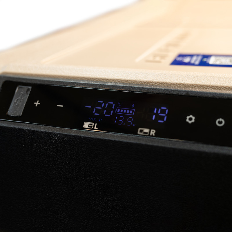یخچال فریزر خودرو الپی‌کول مدل TA-55 ظرفیت 55.3 لیتر