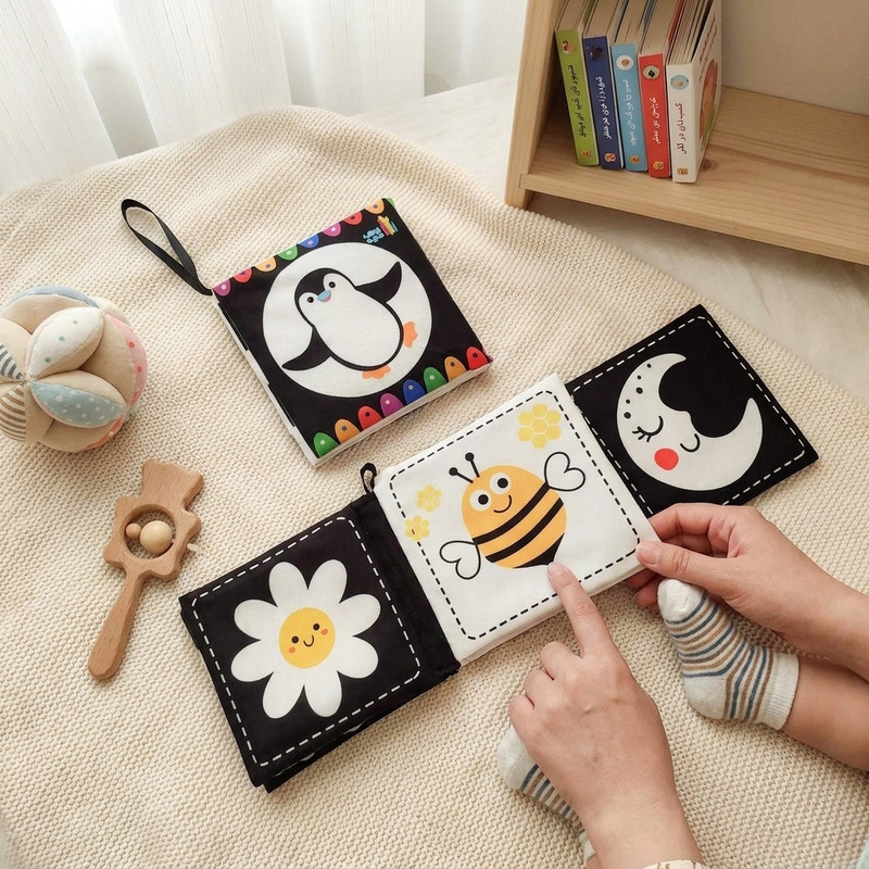 بازی آموزشی مدل کتاب پارچه ای سیاه و سفید نوزاد - دنیا را ببین