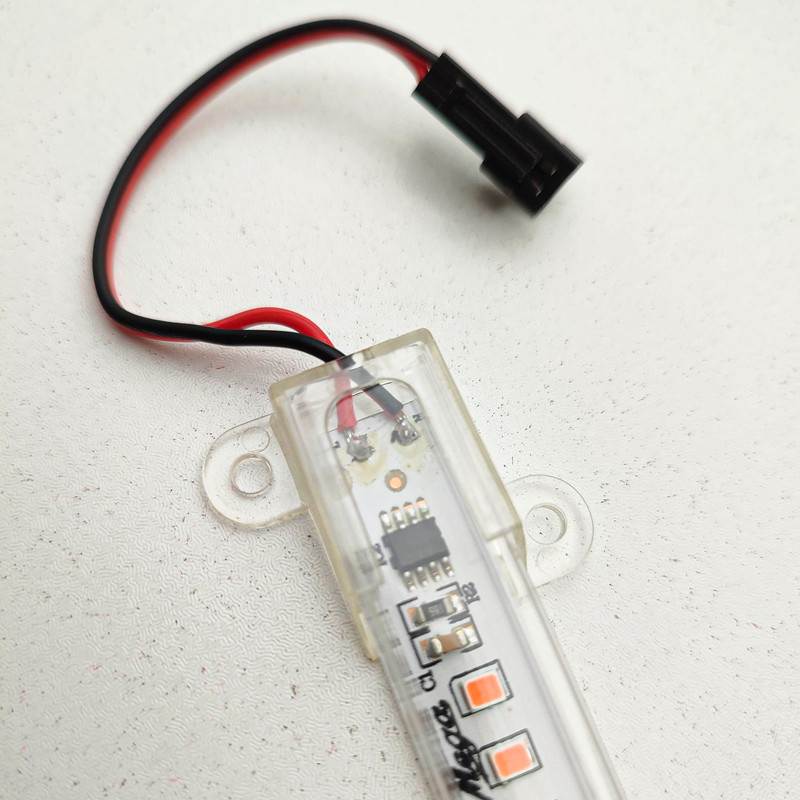 لامپ رشد گیاه 18 وات مدل فول اسپکتروم 220v طرح ریسه LED بسته 2 عددی