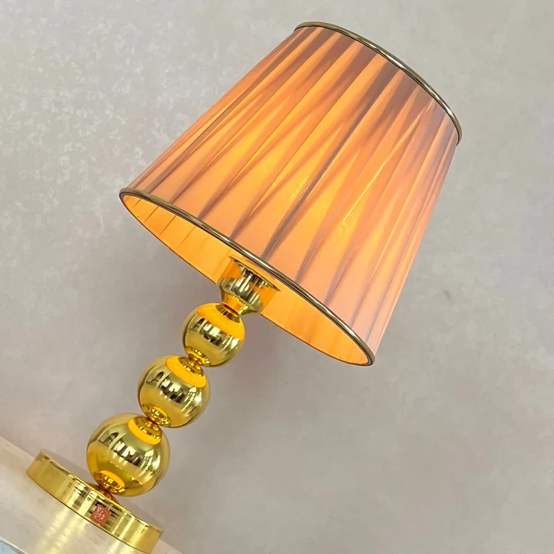آباژور رومیزی نورهام مدل NHM -678GOLD- 28