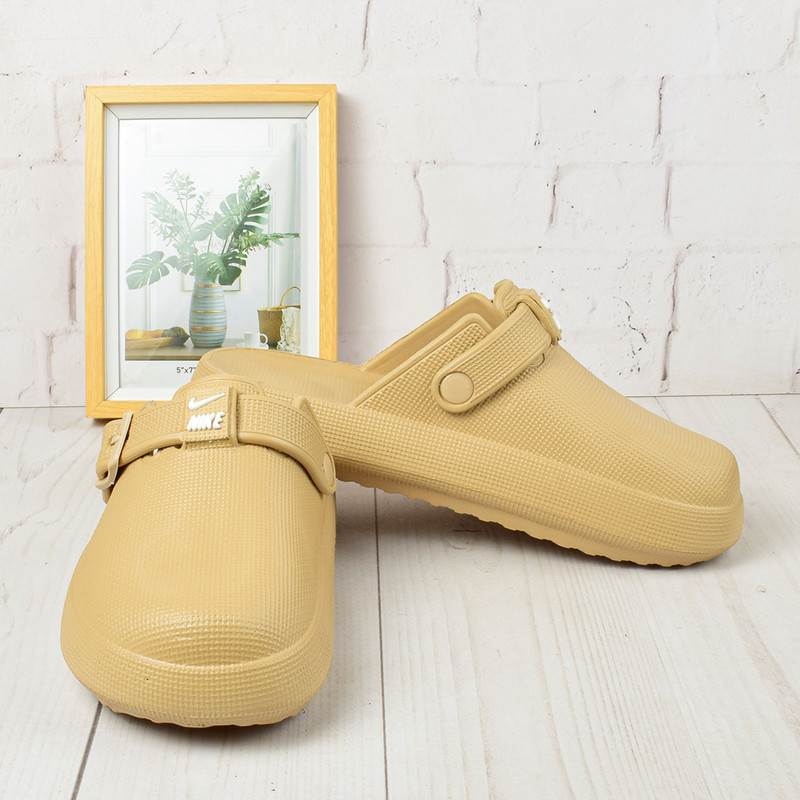 دمپایی حمام مدل جلو بسته UGG CR.1993