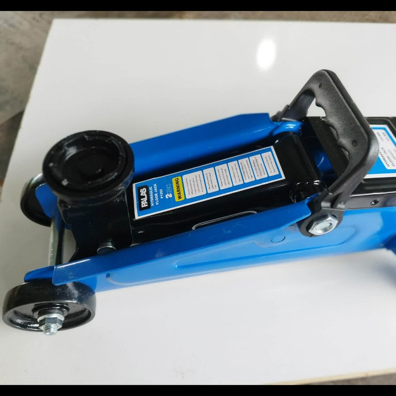 جک سوسماری خودرو  پالاس مدل P1202 ظرفیت 2 تن