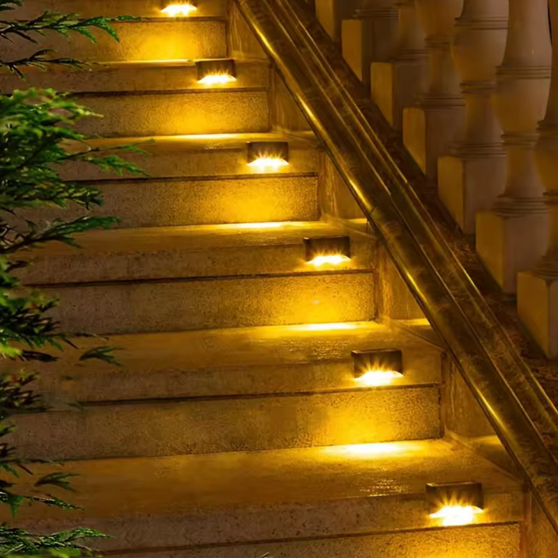 چراغ پارکی خورشیدی مدل Patio Planet مجموعه 4 عددی