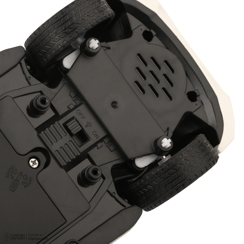 ماشین بازی فلزی غیرکنترلی عقب‌کش شاسی‌بلند لکسوس با طراحی دقیق، چراغ، صدا و افکت دودزا