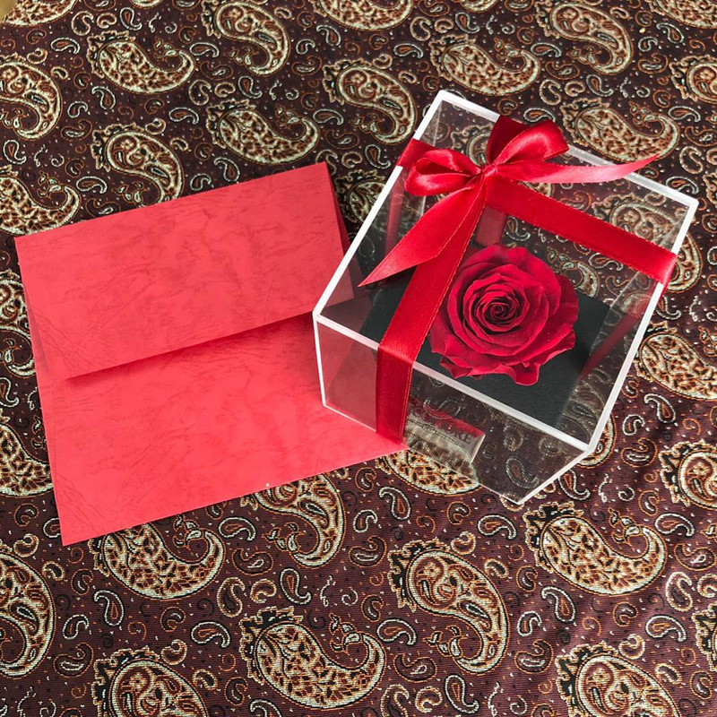 گل رز جاودان دکوفیوره مدل RedLove