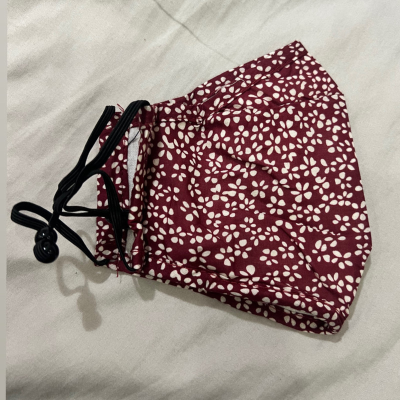 ماسک پارچه‌ای دو لایه آی ام مدل Bo90 بسته 6 عددی