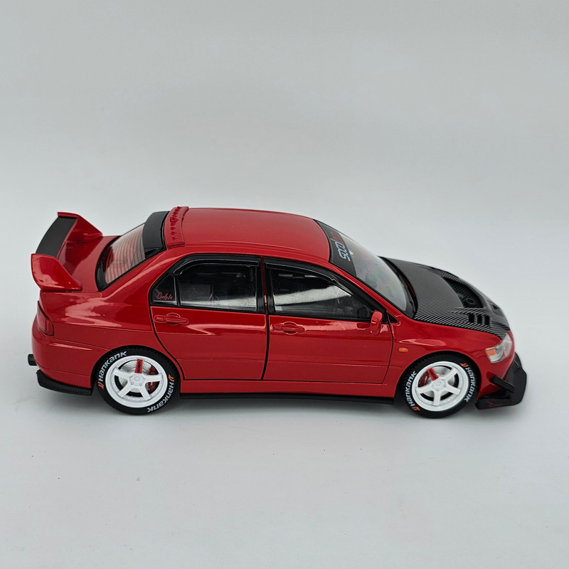 ماشین بازی مدل Mitsubishi lancer