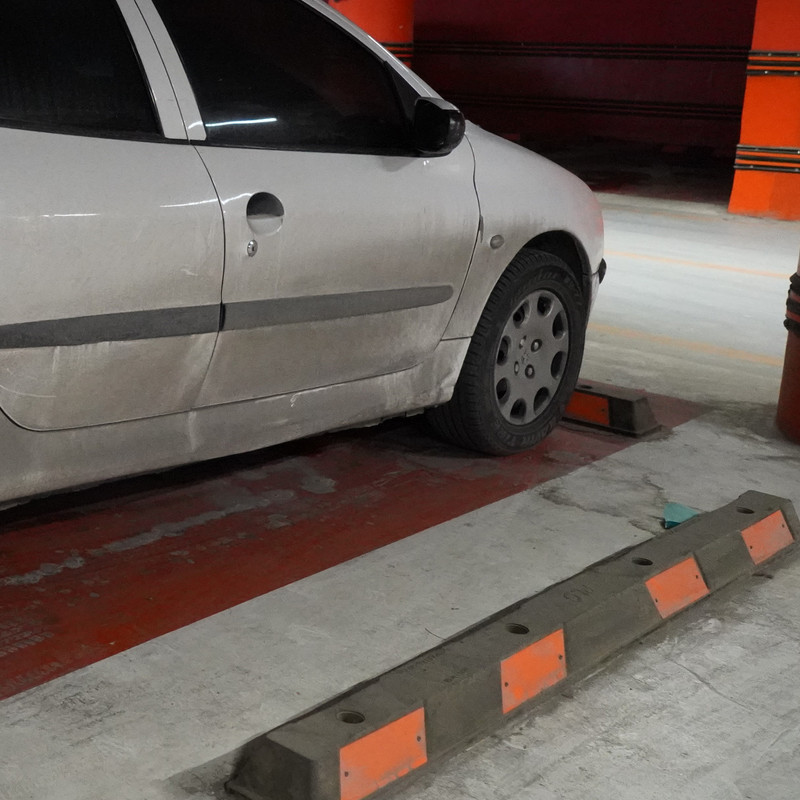جداکننده پارکینگ مدل لاستیکی SBR ( Rubber )