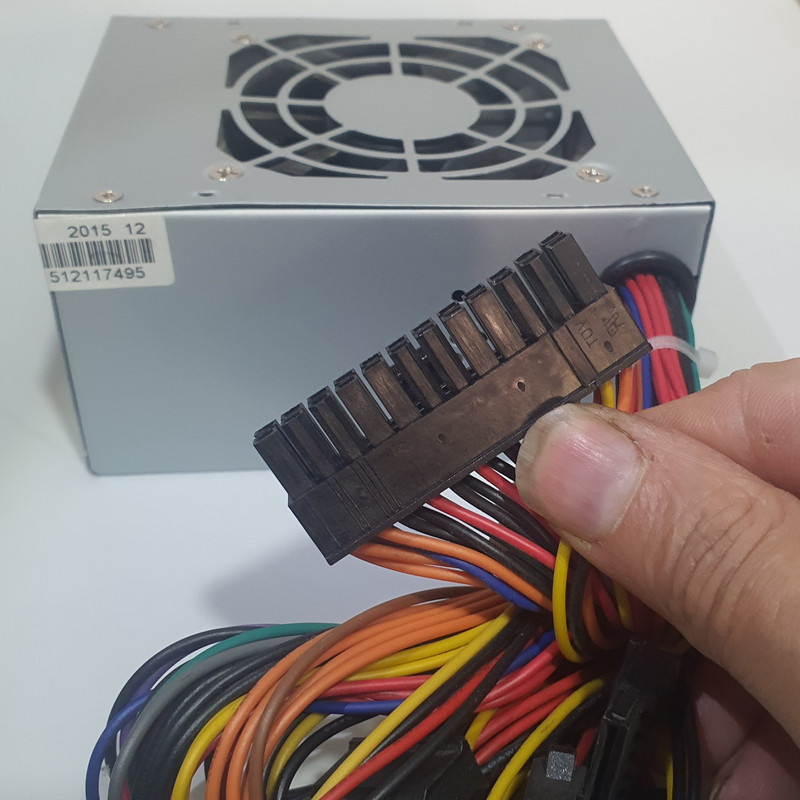 منبع تغذیه کامپیوتر مدل powermini p4 250w
