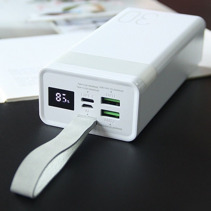 پاوربانک ریمکس مدل RPP-320 ظرفیت 30000 میلی آمپر ساعت