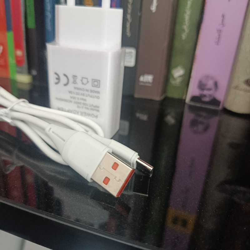شارژر دیواری 7.5 وات مدل J-10 به همراه کابل USB-C