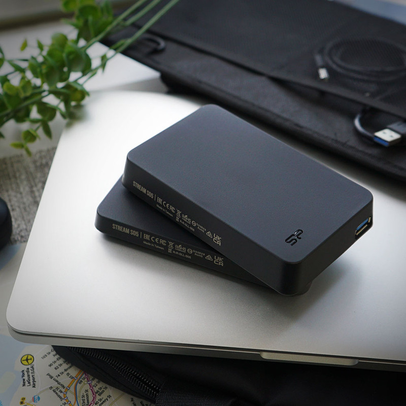 هارد اکسترنال سیلیکون پاور مدل Stream S05 ظرفیت دو ترابایت دارای رابط USB Type-A 3.2