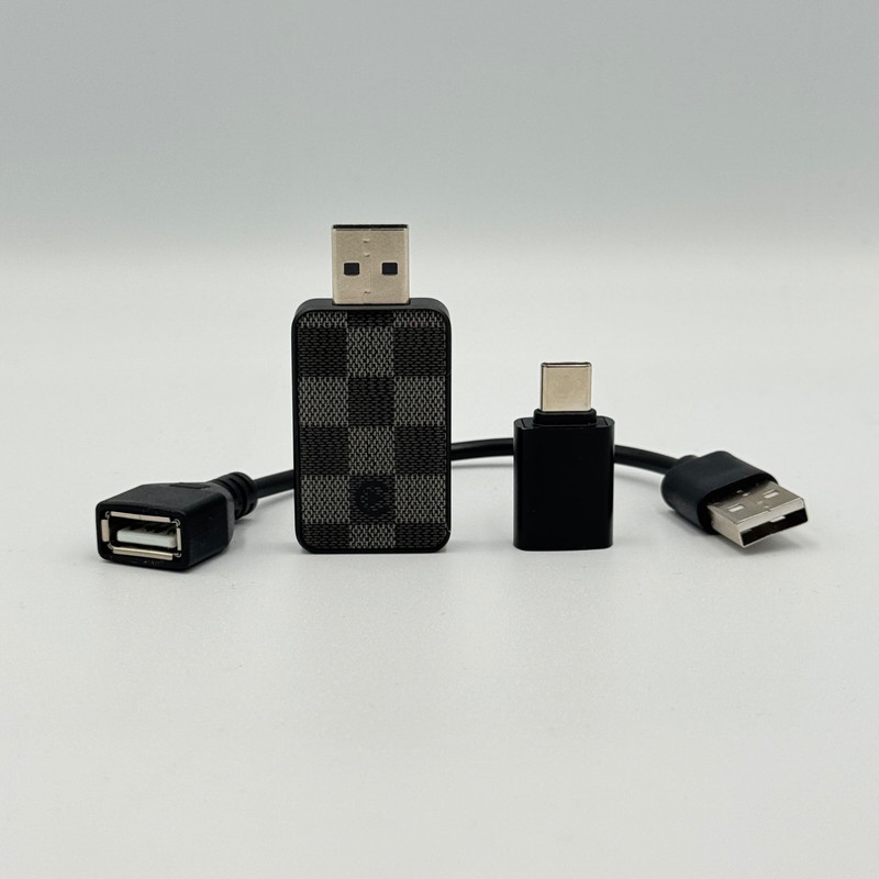 کارپلی و اندروید اتو مدل Wireless CarPlayAndroid Auto به همراه مبدل USB به USB-C و کابل افزایش طول USB