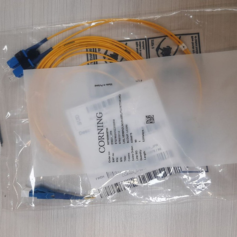پچ کورد فیبر نوری کورنینگ مدل E727802GNZ20005M