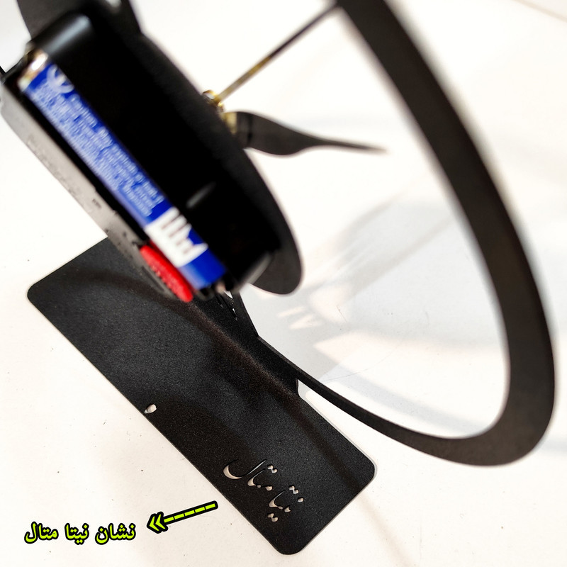 ساعت رومیزی نیتا متال طرح مینیمال کد 1