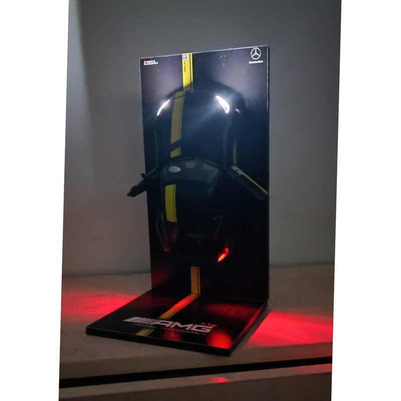 چراغ رومیزی مدل amg stand
